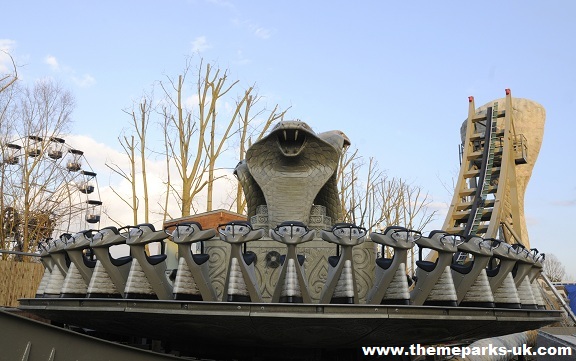 Construction of Kobra at Chessington