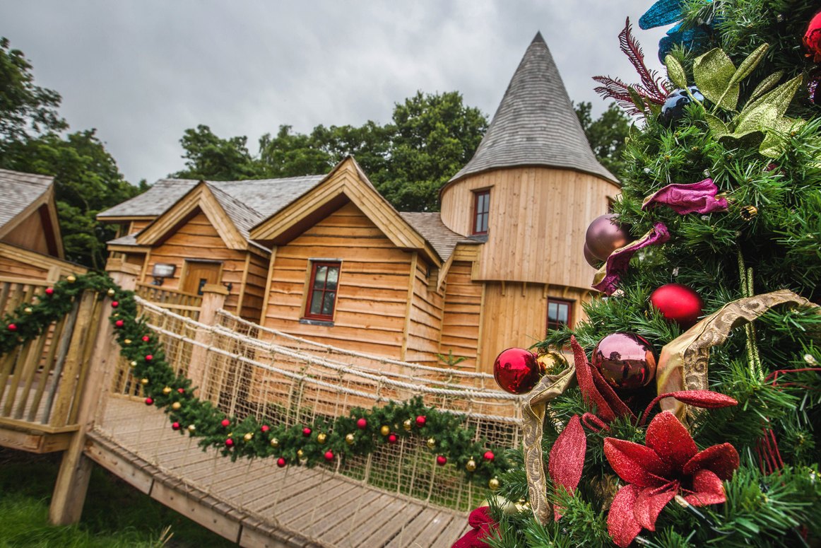Christmas 2022 Alton Towers Christmas At Alton Towers (Santa's Sleepovers) | Events At Alton Towers | Alton  Towers Guide | Themeparks-Uk