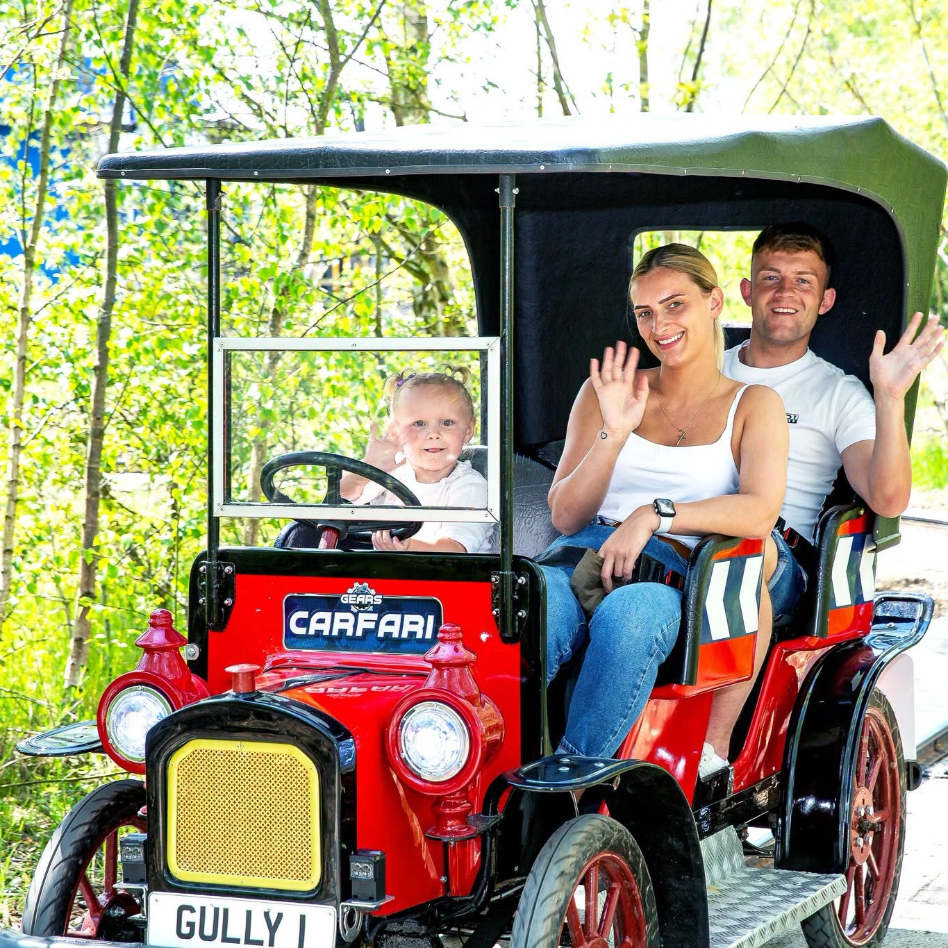 PRICE DROP: Save up to 51% on a Gulliver's Valley Resort Rother Valley Stay and Play Family Break